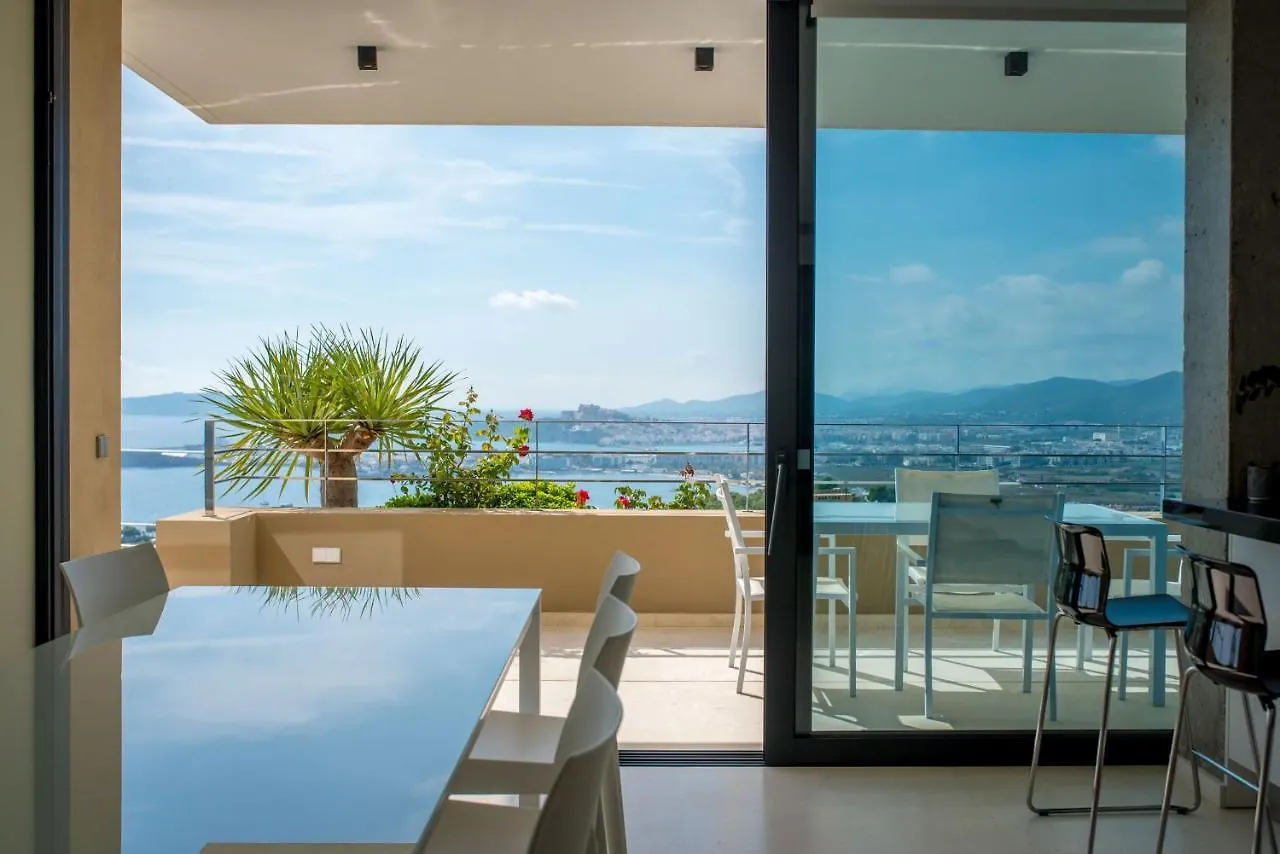 Villa Hilltop Santa Eularia des Riu İspanya