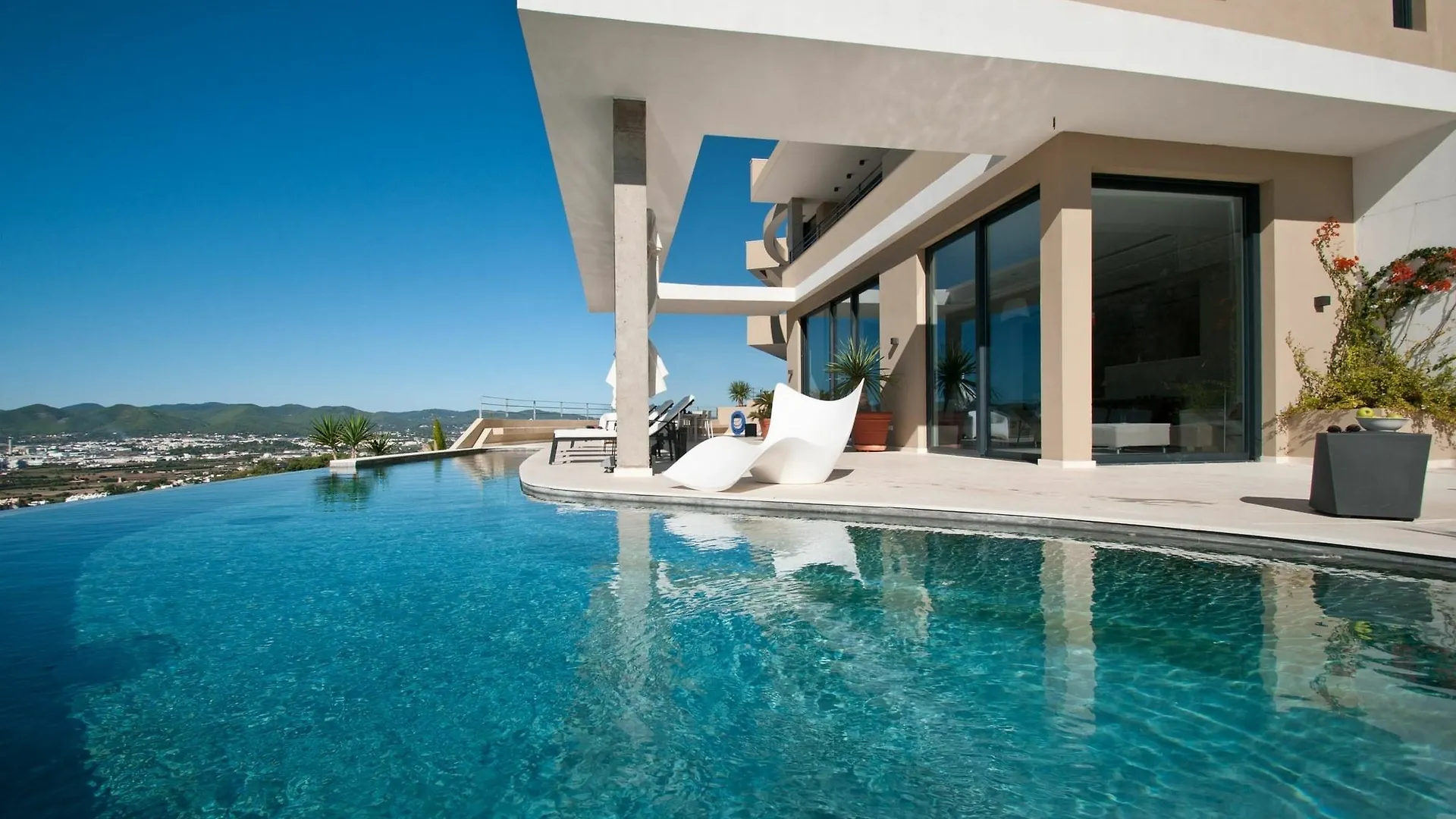 Villa Hilltop Santa Eularia des Riu