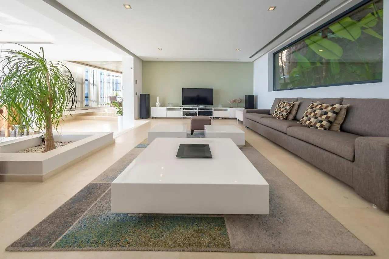 Villa Hilltop Santa Eulària des Riu 0*,
